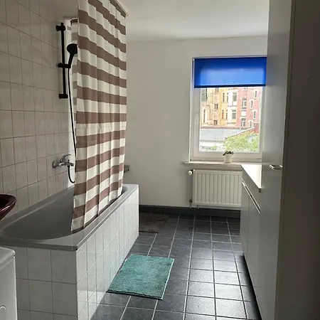 2 Raum Mit 2 Schlafzimmer 公寓