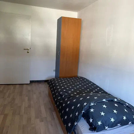 2 Raum Mit 2 Schlafzimmer * 普劳恩